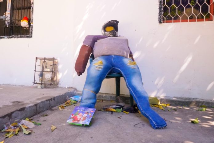 Los muñecos de Año viejo siguen siendo una de las tradiciones más arraigadas en esta temporada de fin de año en Valledupar FOTOGRAFIAS YIMIS GONZALEZ