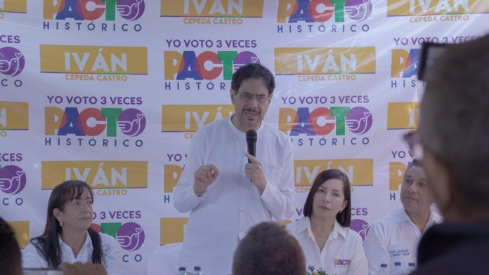 Iván Cepeda durante su visita política a Valledupar en rueda de prensa