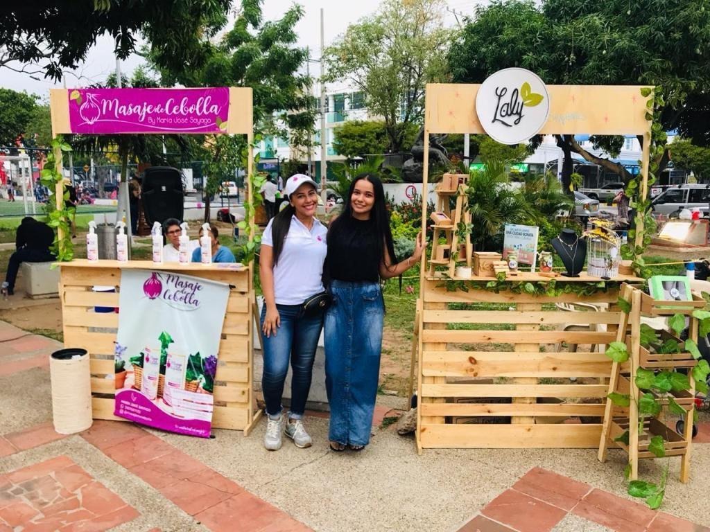 Joven emprendedor en Valledupar desarrollando proyecto productivo