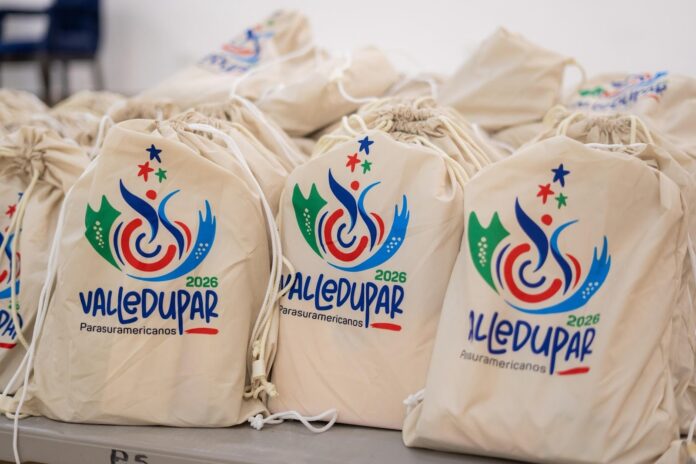 Entrega de 500 paquetes escolares a niños con discapacidad en Valledupar por los Parasuramericanos