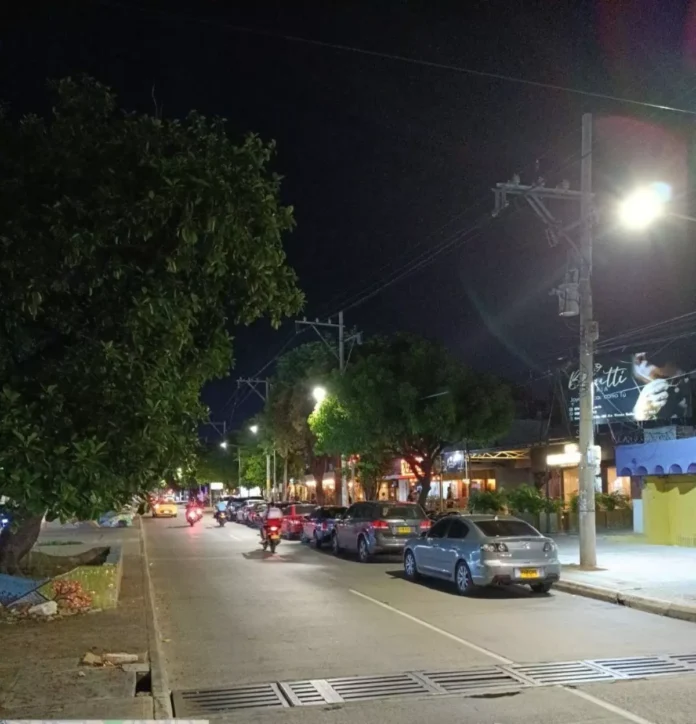 Alumbrado Simón Bolívar Valledupar en una jornada nocturna