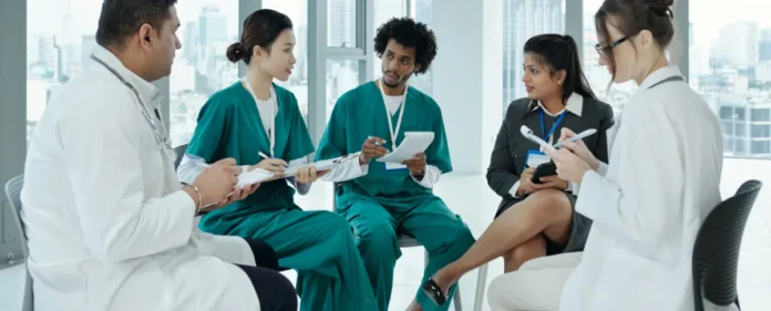 foro quirúrgico internacional en Valledupar con médicos en reunión académica