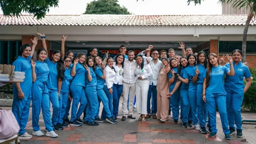 UPC Medicina Valledupar estudiantes de salud en jornada académica