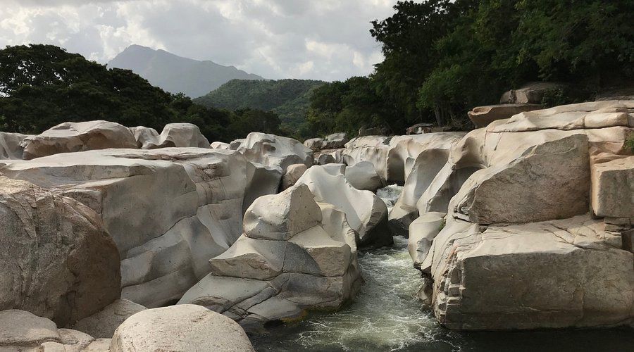 río Badillo, sector del corregimiento de La Mina en Valledupar, zona donde se proyecta inversión turística con el nuevo crédito municipal.