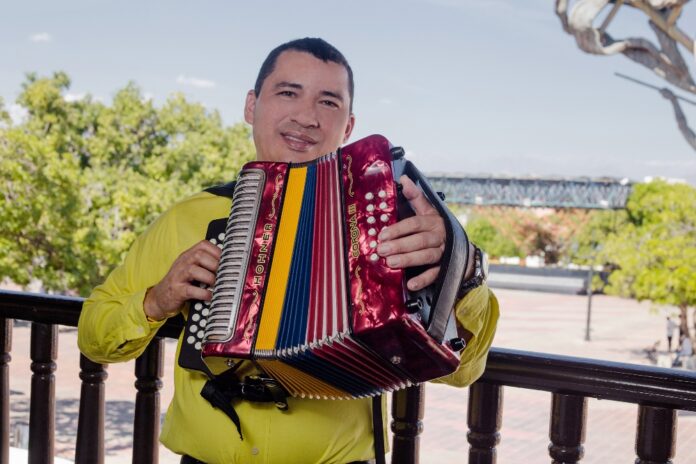 Nuevo álbum Chemita Ramos con el lanzamiento de Mi acordeón y mis canciones