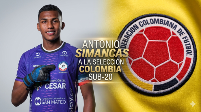 El arquero Antonio Simancas de Alianza junto al escudo de la Federación, representando el fútbol en Valledupar en la Selección Colombia Sub-20.