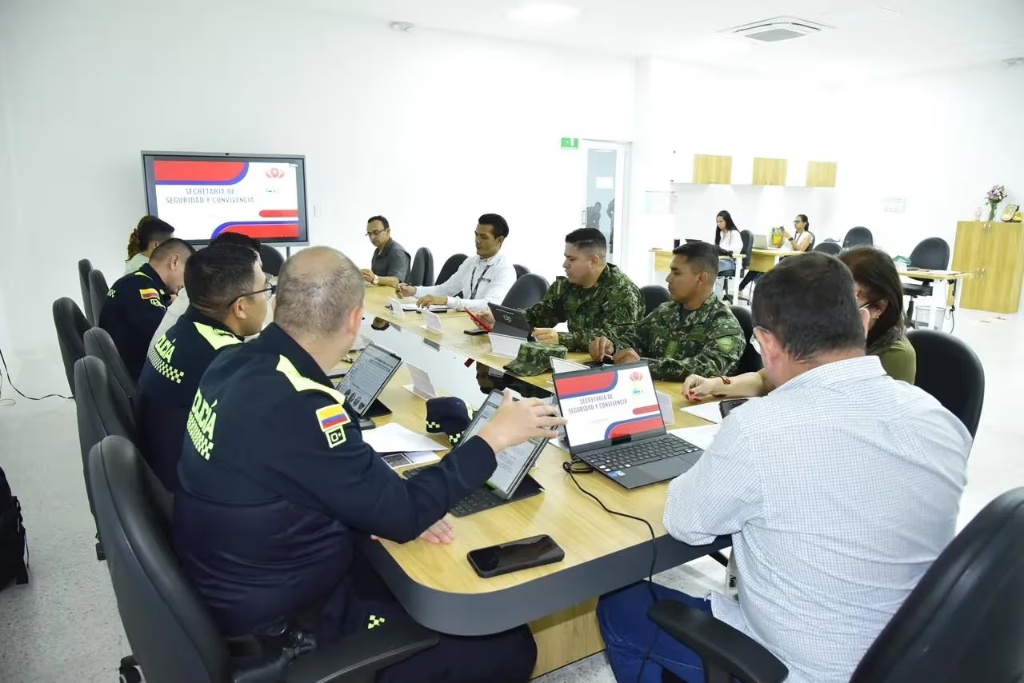 Reunión de la Alcaldía de Valledupar, Policía Metropolitana y Ejército en un Consejo de Seguridad para combatir el homicidio.