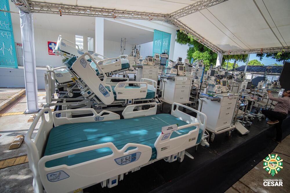 Dotación Hospital Rosario Pumarejo de López: Camas hospitalarias modernas y equipos médicos de alta tecnología entregados en Valledupar.