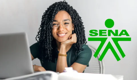 Joven estudiante con computador e icono del SENA, representando los cursos gratuitos SENA Valledupar en contabilidad y finanzas.