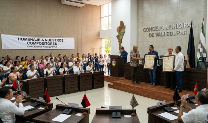 Acto de entrega de Notas de Estilo a compositores de vallenato en Valledupar en el recinto del Concejo Municipal.
