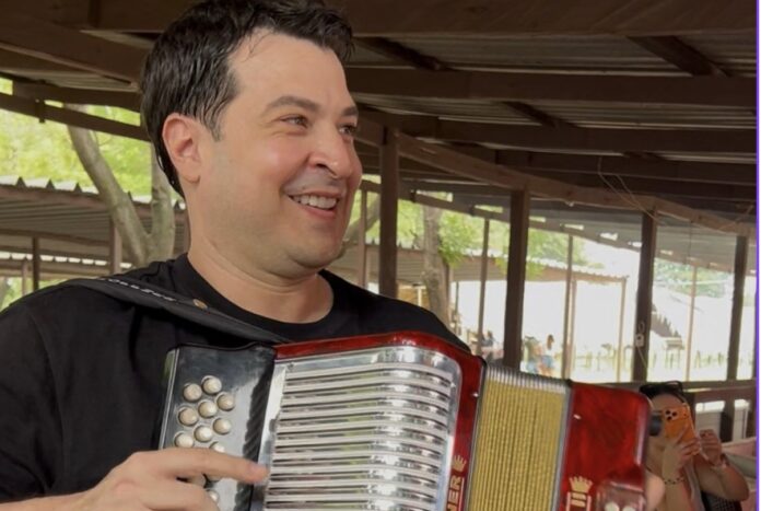 Lalo Gnecco, presidente del Concejo de Valledupar, durante el Festival Vallenato 2026.