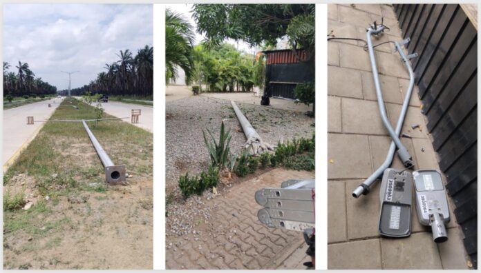 Evidencia de postes derribados y luminarias hurtadas en el anillo vial de Valledupar, afectando el servicio de ESTIV