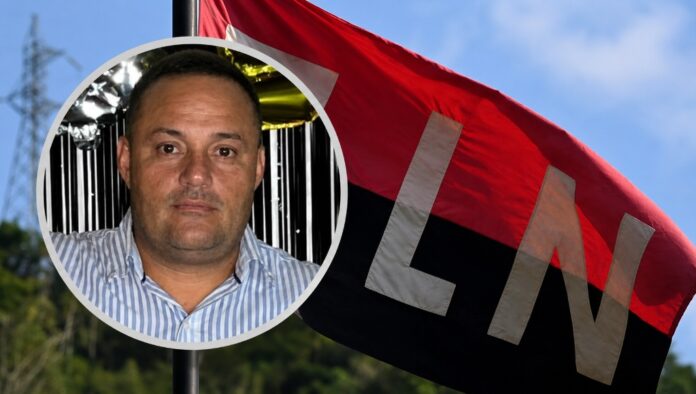 Imagen compuesta del empresario Jaime Alberto Araque Rizo y la bandera del ELN, grupo señalado por su presunta responsabilidad en el secuestro.